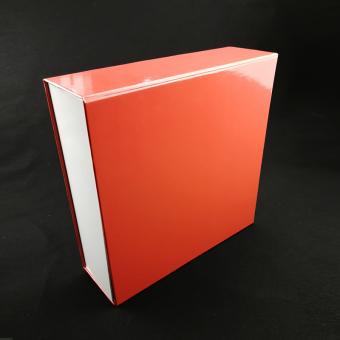 Simple and noble fashion shoese custom foldable boxes