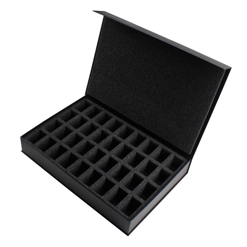 Box with Magnetic Lid