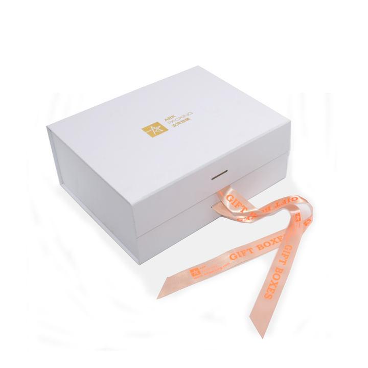 White Folding Gift Packaging Box With Ribbon